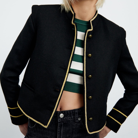 SOLD🥤 Zara Woman Textured Cropped Wool Blend Jacket Black Gold Buttons S NWT - Picture 2 of 16